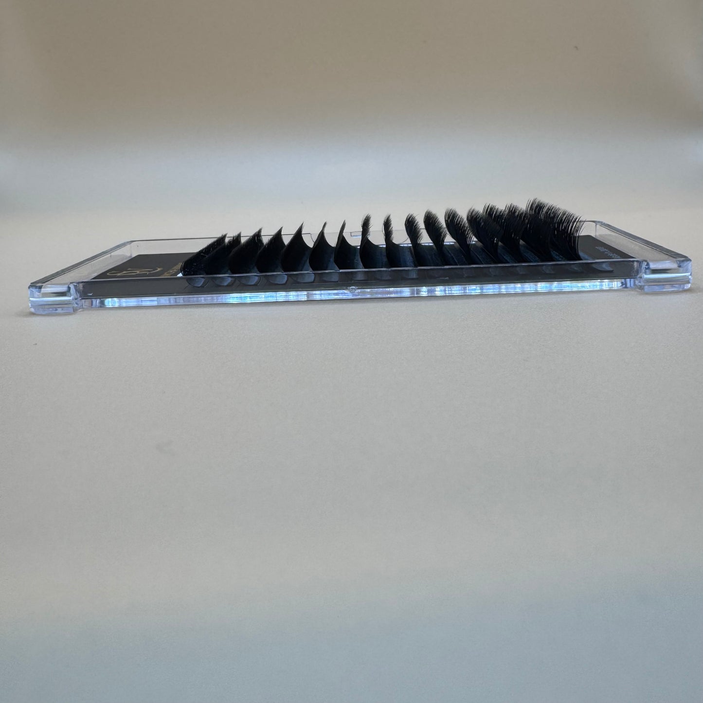 LUXE PRO - 4DW LASHES - D CURL