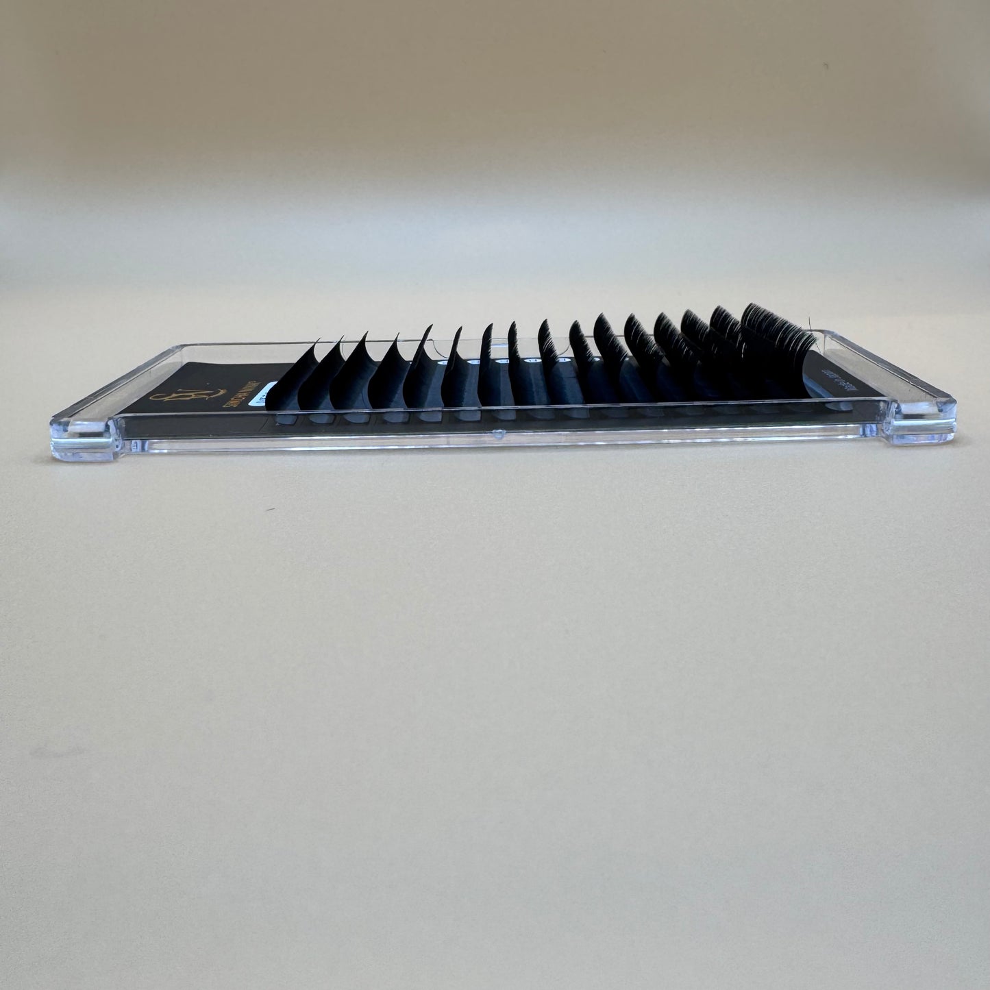 LUXE PRO - VOLUME LASHES - D CURL