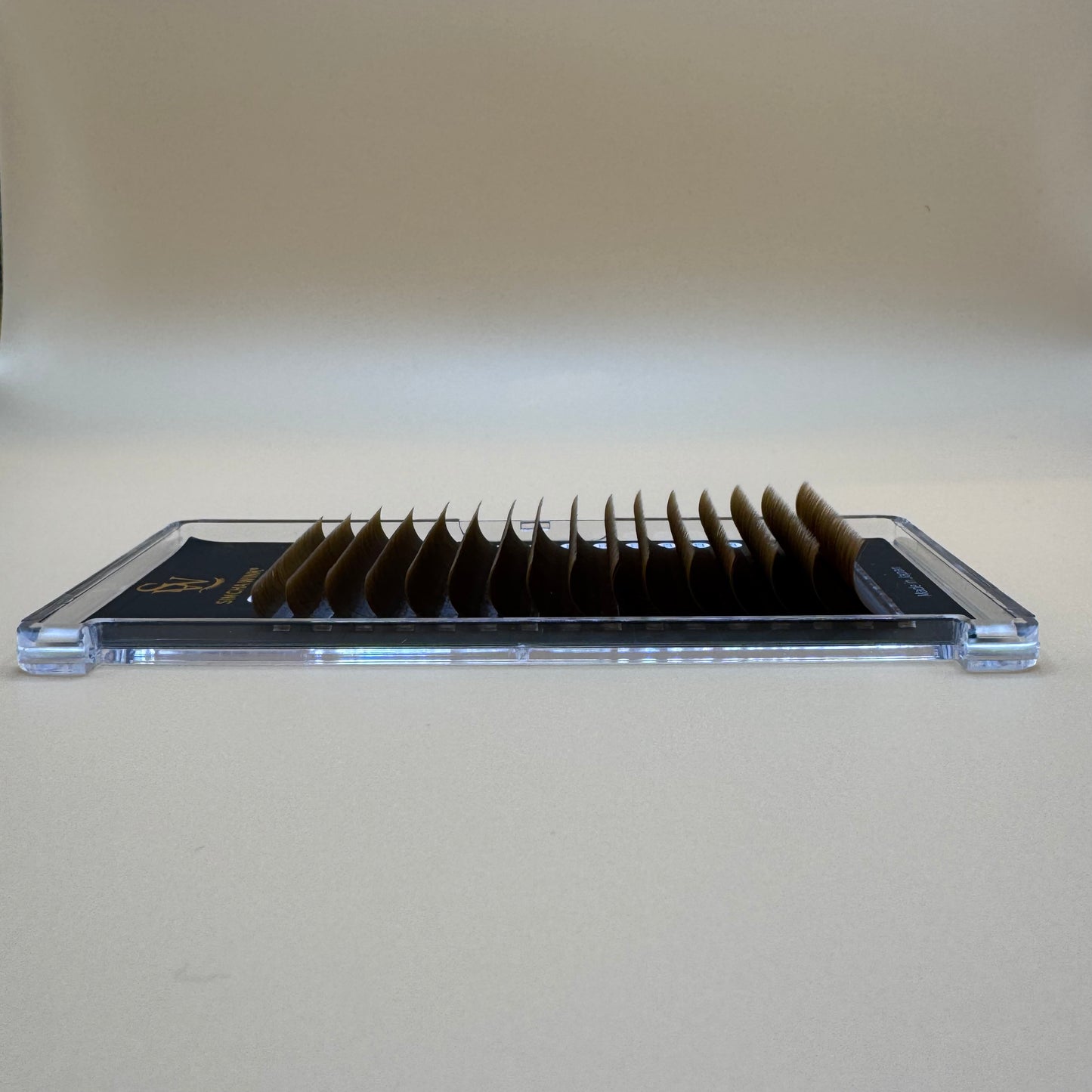 LUXE PRO - EASY FAN LASHES -  C CURL - HONEY