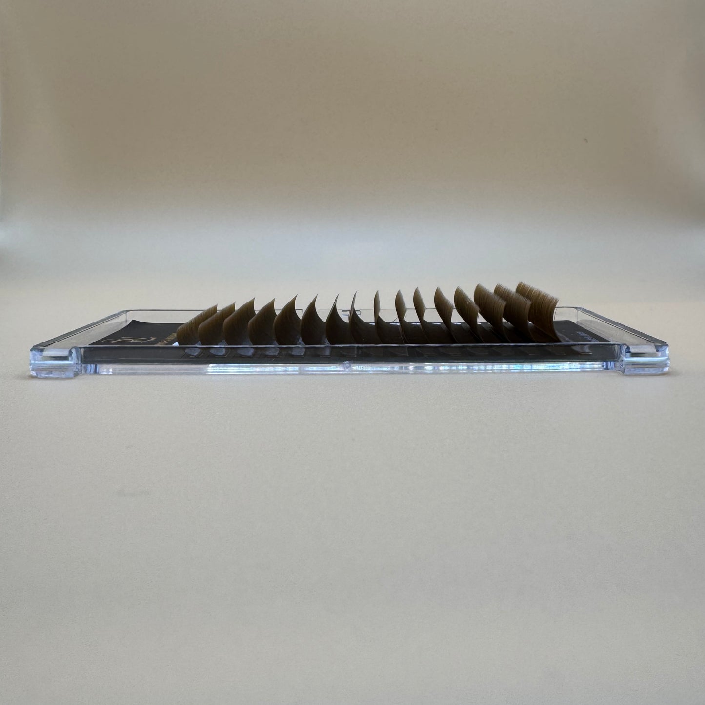 LUXE PRO - EASY FAN LASHES -  C CURL - HONEY