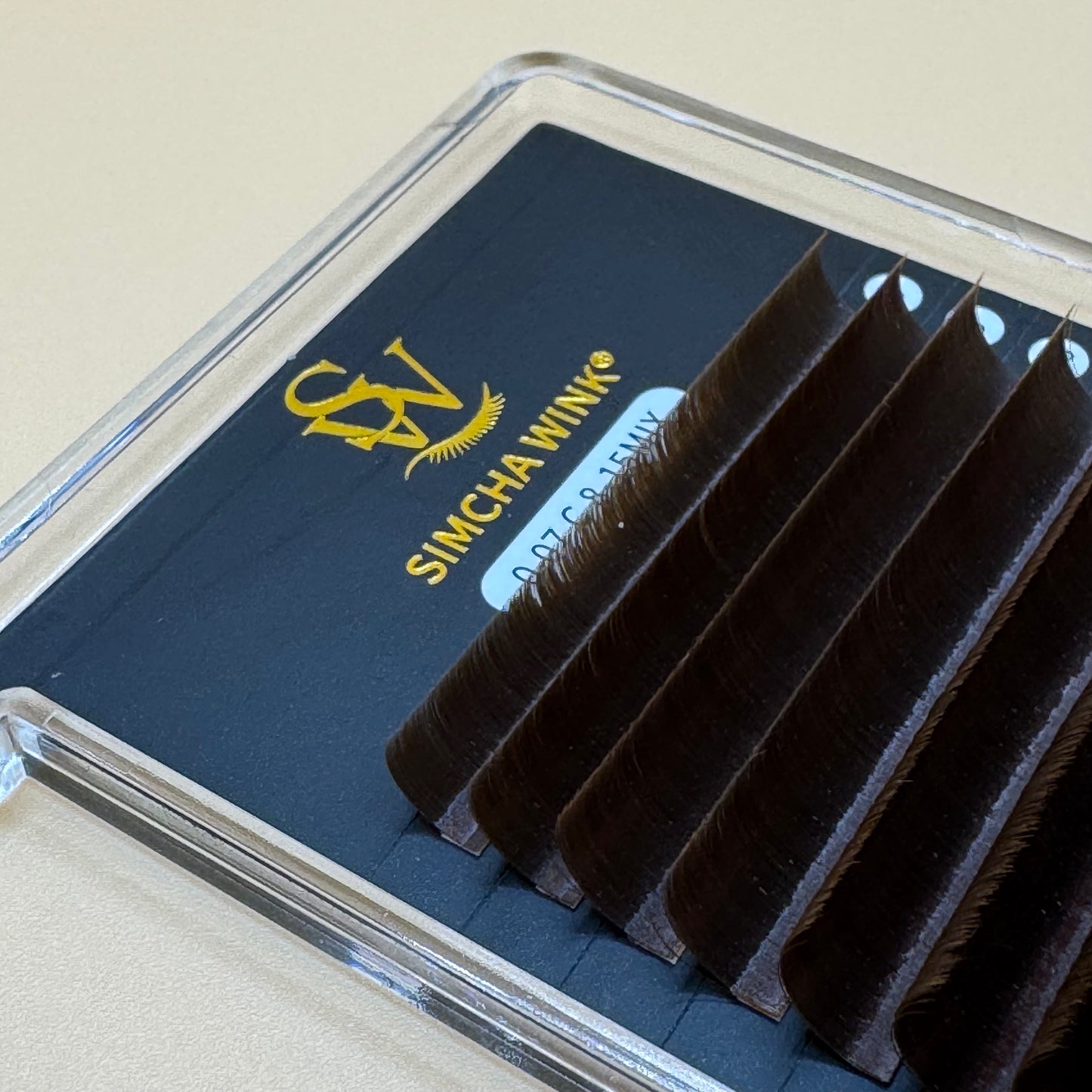 LUXE PRO - EASY FAN LASHES -  C CURL - CARAMEL