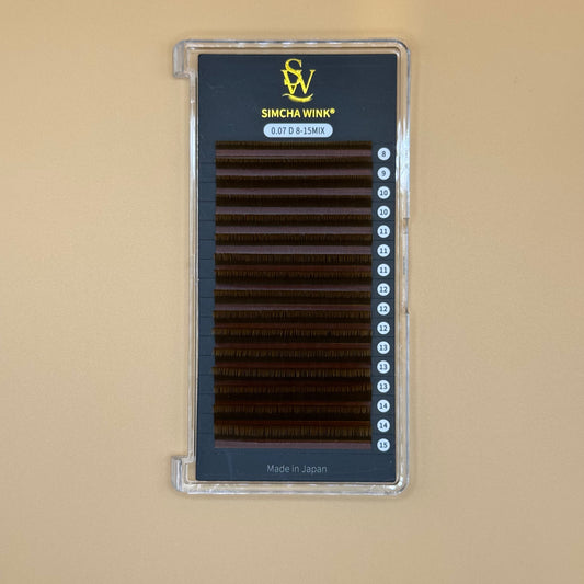 LUXE PRO - VOLUME LASHES -  D CURL - HONEY