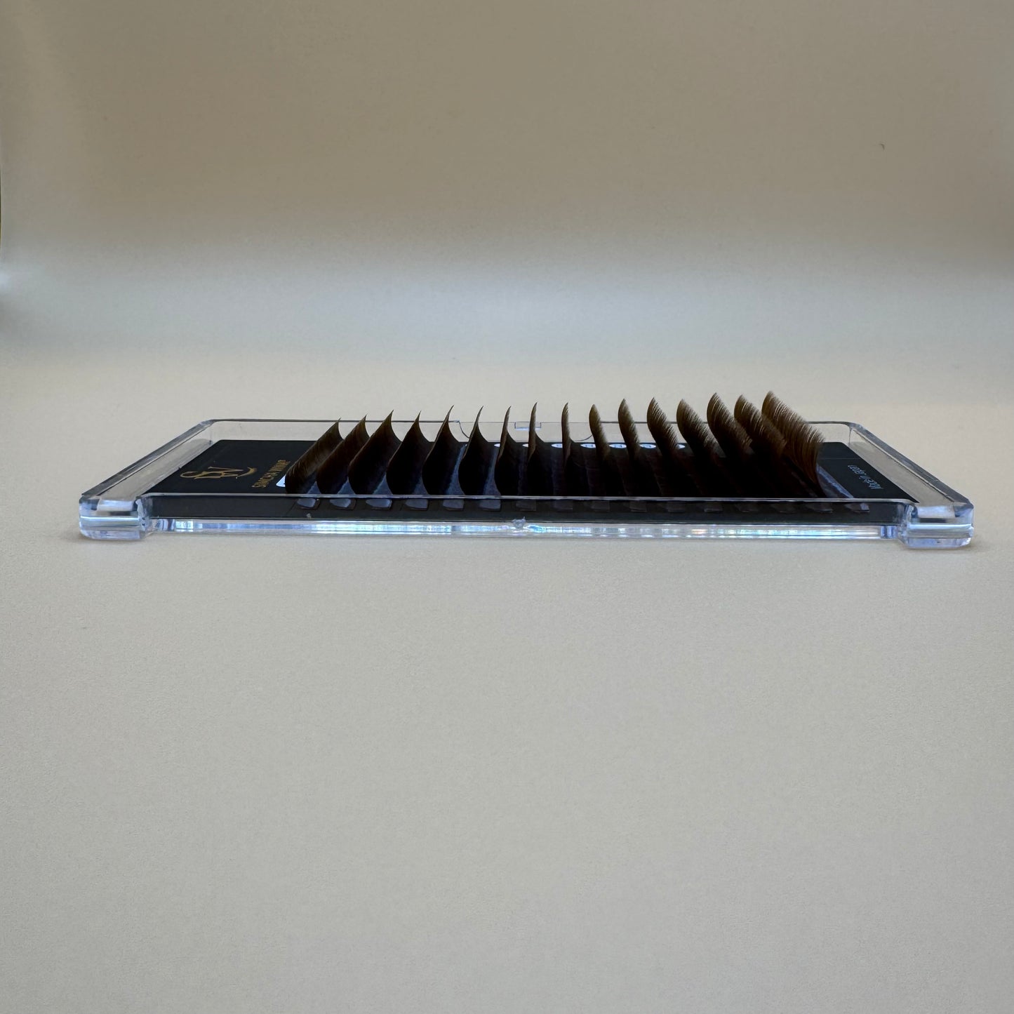 LUXE PRO - VOLUME LASHES -  CC CURL - CARAMEL